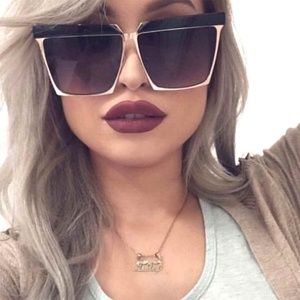 Designer Inspired Oversize Sunglasses Women Shades
